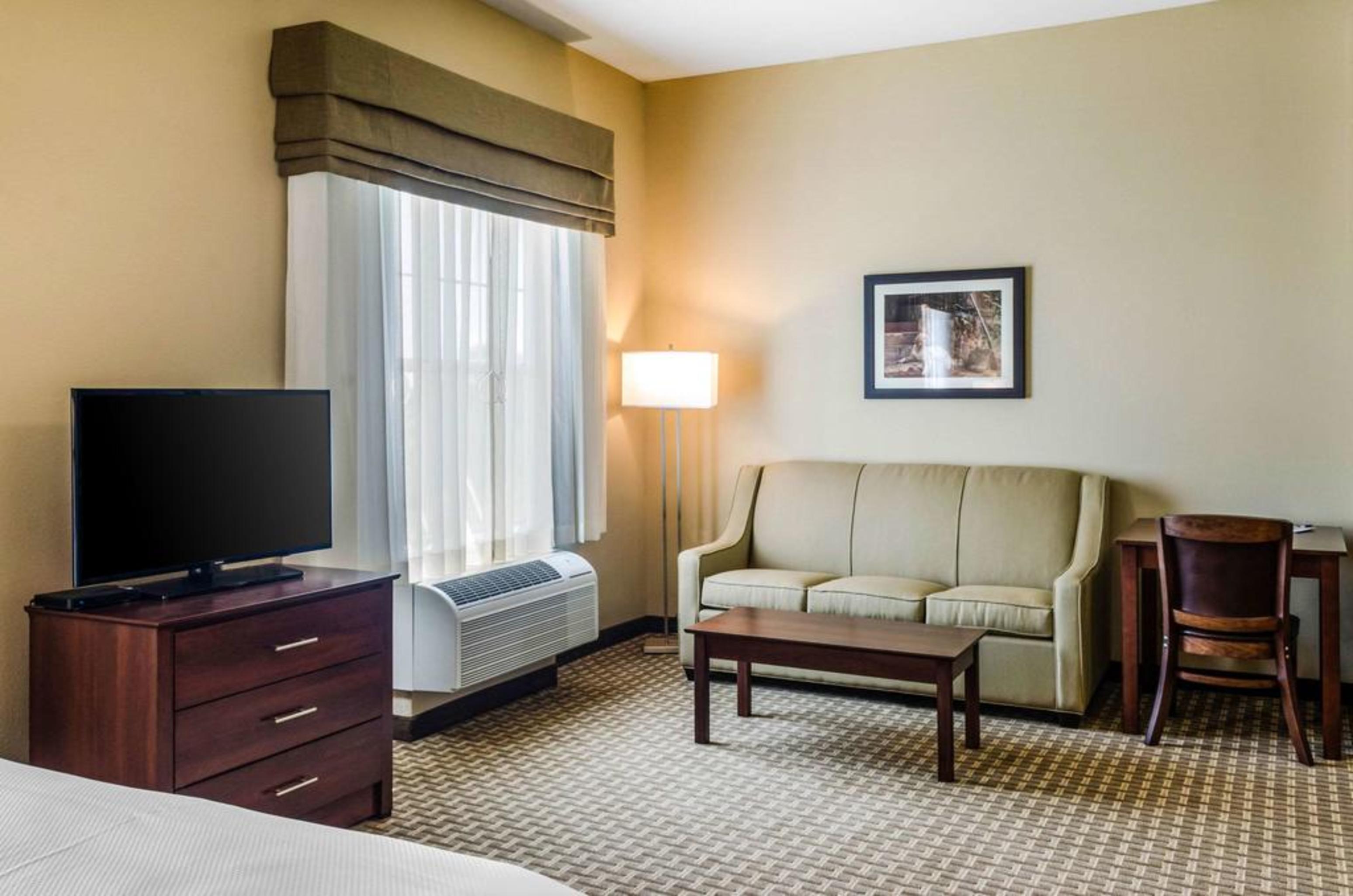 Mainstay Suites Hackberry Sportsman'S Lodge Екстериор снимка