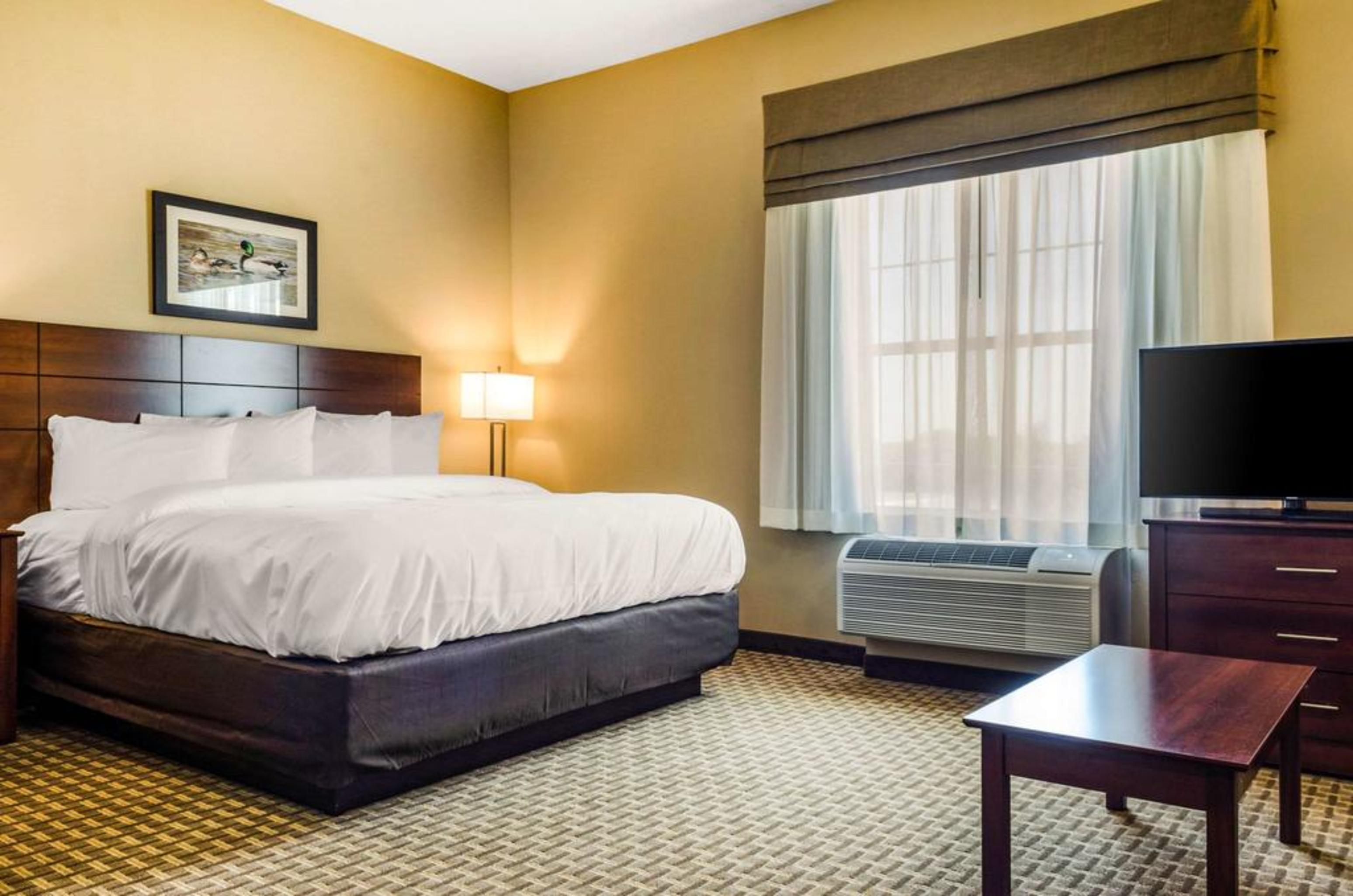 Mainstay Suites Hackberry Sportsman'S Lodge Екстериор снимка