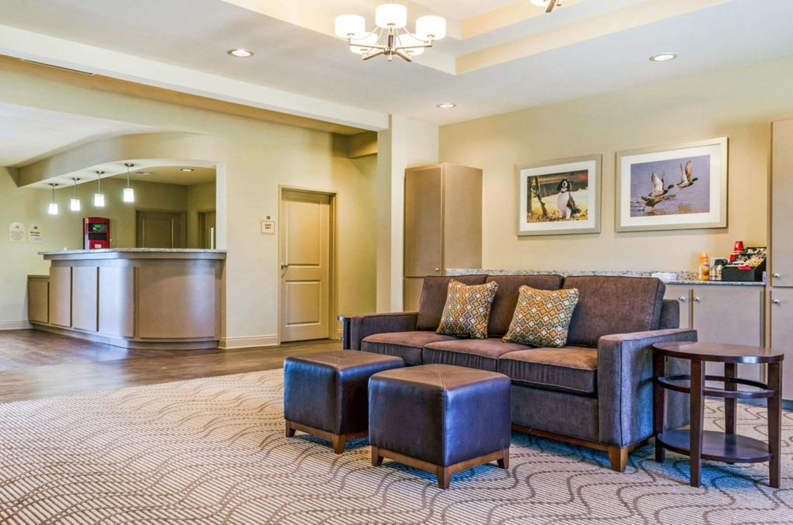 Mainstay Suites Hackberry Sportsman'S Lodge Екстериор снимка