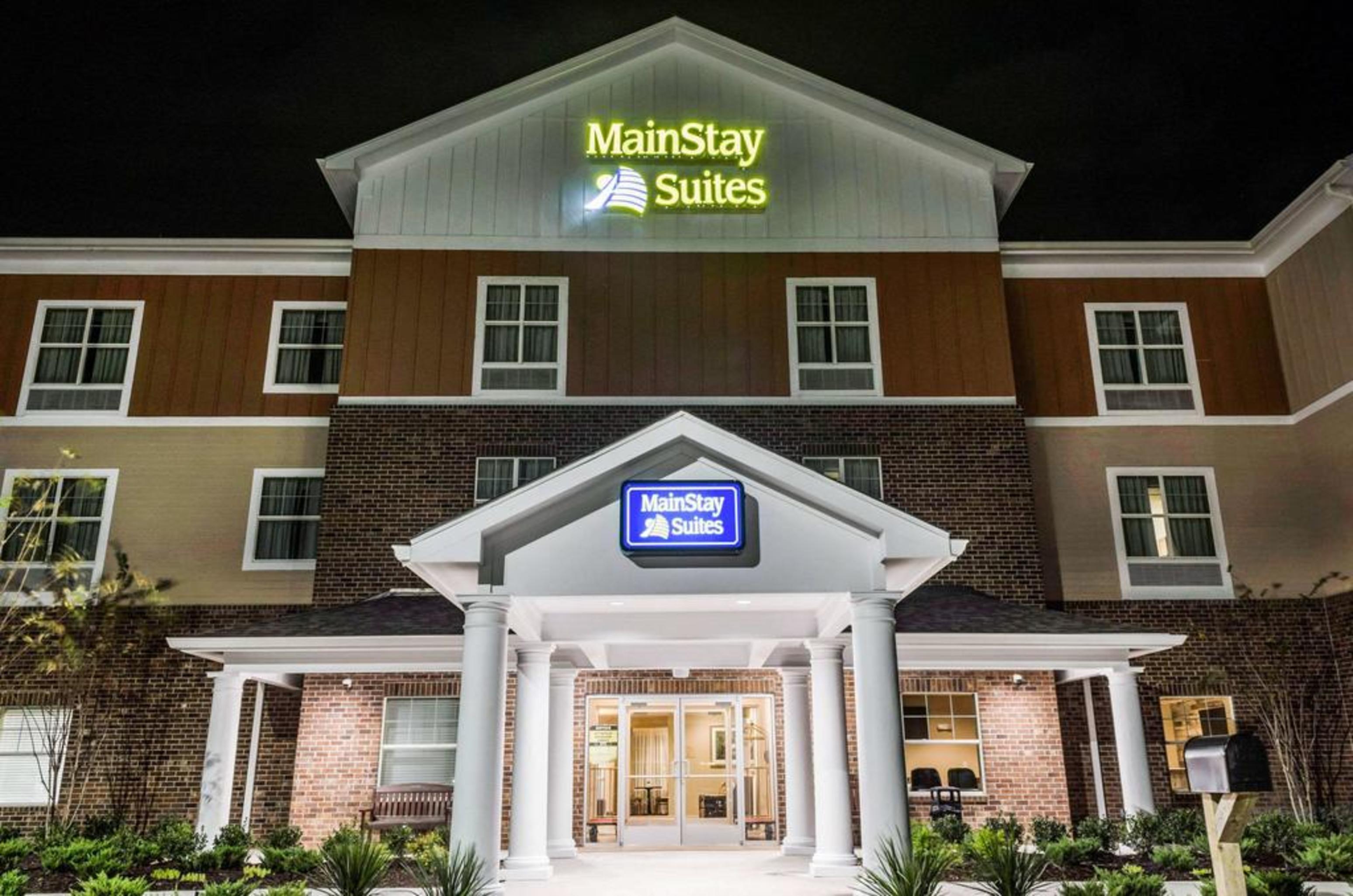 Mainstay Suites Hackberry Sportsman'S Lodge Екстериор снимка